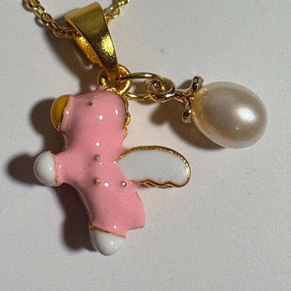Pink Winged Pendant Necklace with freshwater Pearl Charm